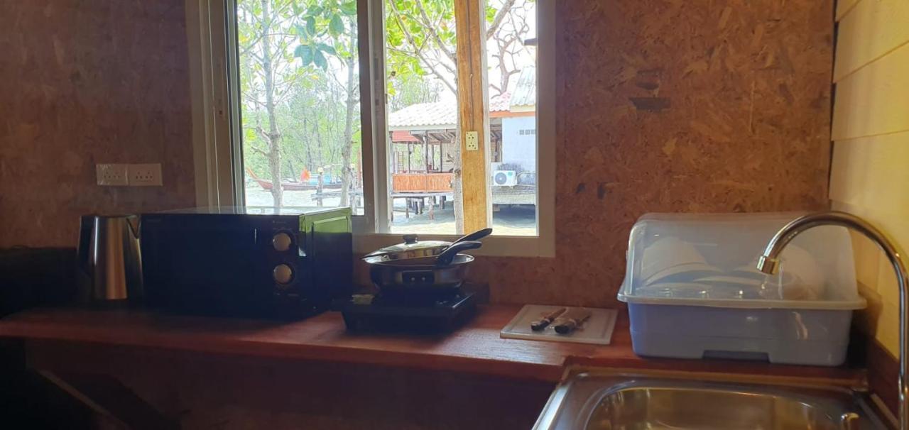 Navareeya House Seaview Ko Lanta エクステリア 写真