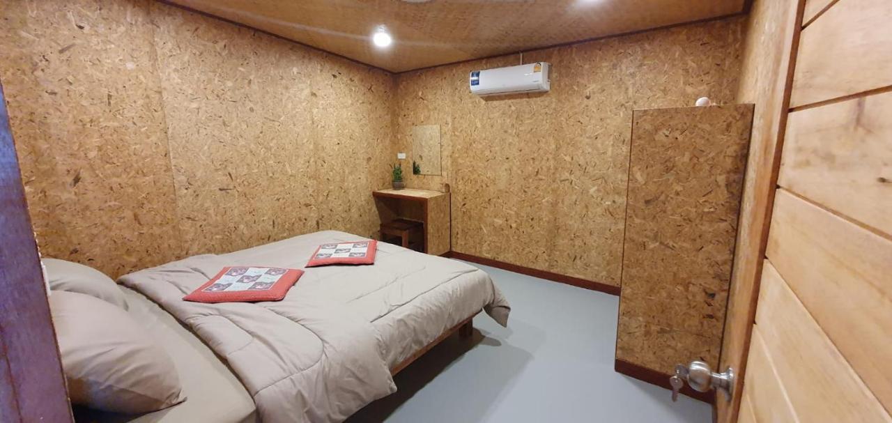 Navareeya House Seaview Ko Lanta エクステリア 写真