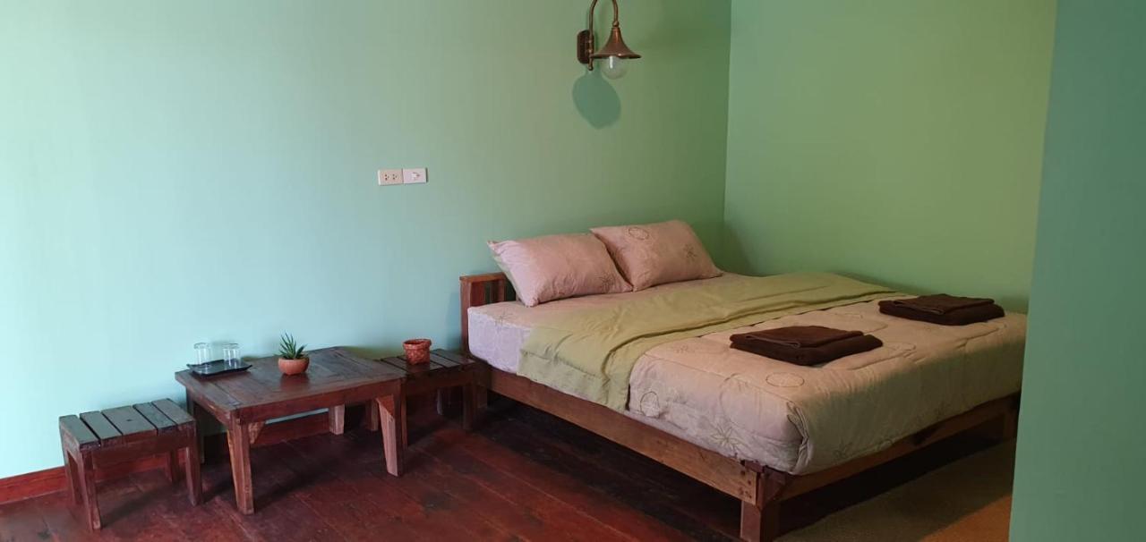 Navareeya House Seaview Ko Lanta エクステリア 写真